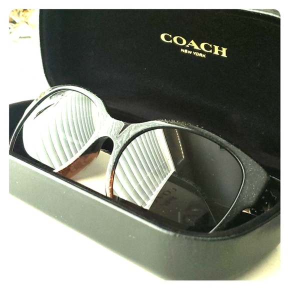 Coach Sunglasses - Picture 1 of 4
